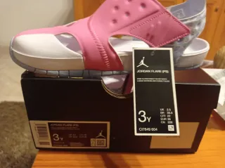 Nike Jordan Flare Niña Rosa y Azul