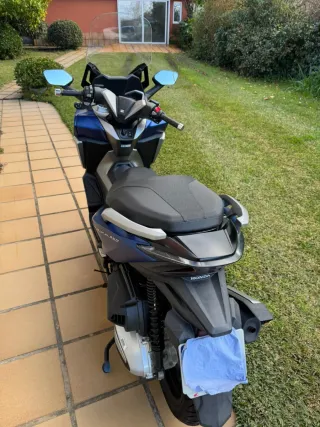 Honda Forza 350 Maxiscooter Pocos Kms