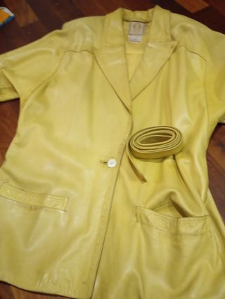 Abrigo Loewe Vintage Amarillo