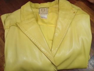 Abrigo Loewe Vintage Amarillo