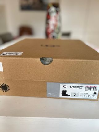 Stivali Ugg neri con lacci dietro