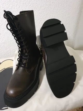 Botines Zara Marrones con Cordones