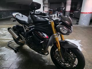 Triumph Speed Triple 1200RS Carbono & Full Extras