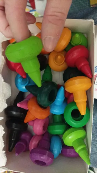 Crayones ergonómicos de colores