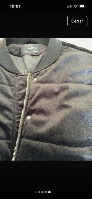 Bomber negra acolchada