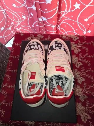 Scarpe Moschino Donna Beige/Rosso