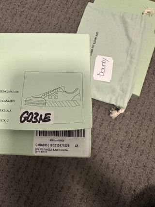 Zapatillas Off White Vulcanized Negras Rosas