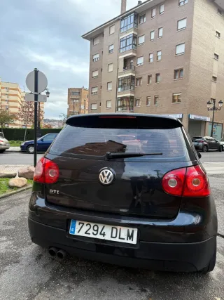 Volkswagen Golf 2005