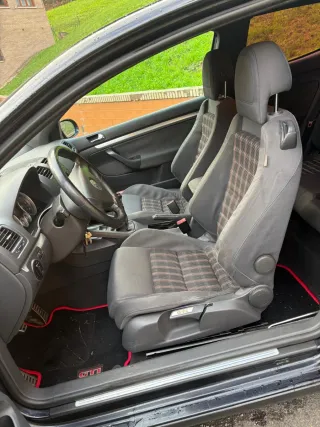 Volkswagen Golf 2005