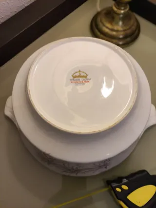 Sopera Pontesa porcelana dorada