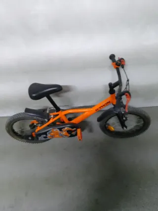Bicicleta infantil naranja