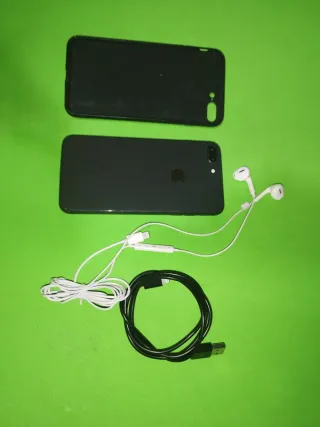 iPhone 8 Plus Apple