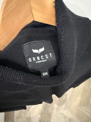 Jersey cuello vuelto negro