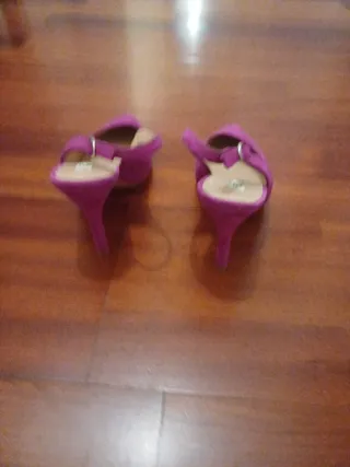 Zapatos de tacón buganbilla