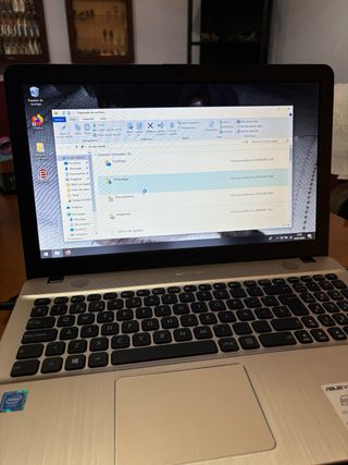 Portátil ASUS 17 Plata/Negro