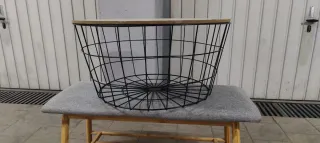 Mesa de centro redonda metal e madeira