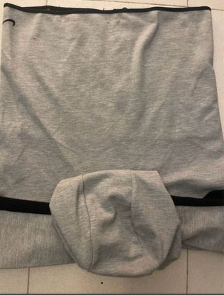 Sudadera Nike Tech Gris y Negra