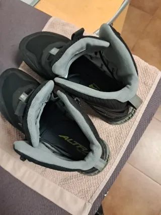 Zapatillas Altra impermeables Running Montaña