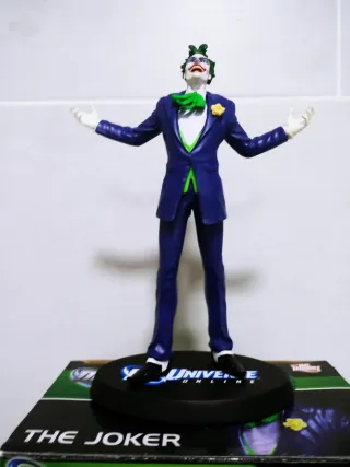 Figura The Joker DC Comics de porcelana.