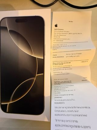iPhone 16 Pro Max 256 GB Titanio con AppleCare +