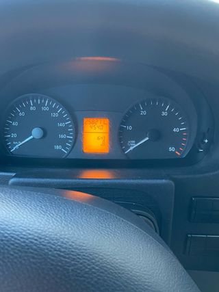 Mercedes-Benz Sprinter 2018 (L2H2)