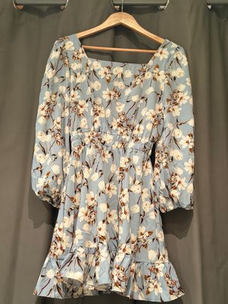 Vestido floral azul corto claro manga larga