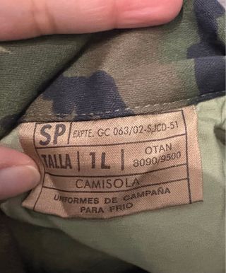 Pantalones de camuflaje acolchados