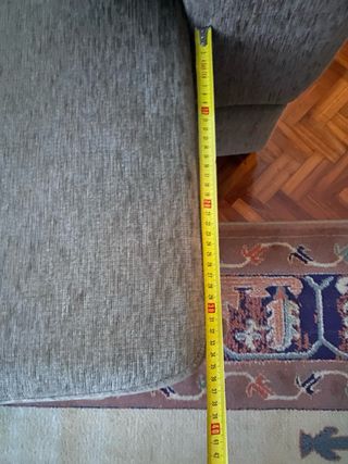 Sofá 2 plazas. Extensible beige/marrón