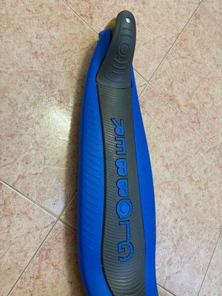 Patinete 3 Ruedas Azul Globber. Eurekakids