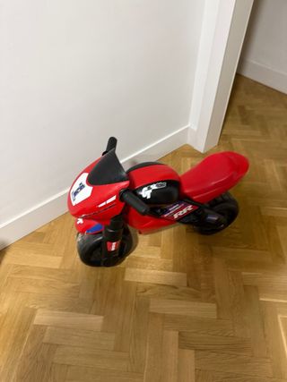 Moto de juguete para niños