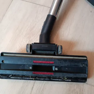 Aspirador Rowenta Negro