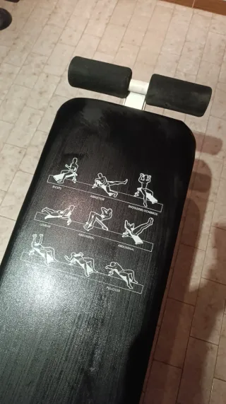 Banco de pesas para abdominales