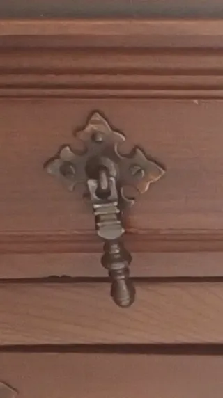 Mueble antiguo madera y mármol