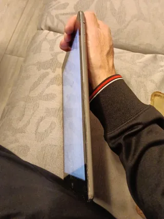 iPad Air 12.5.7 32GB