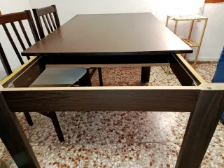 Mesa comedor extensible + 4 sillas