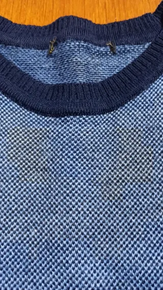 Maglione blu girocollo