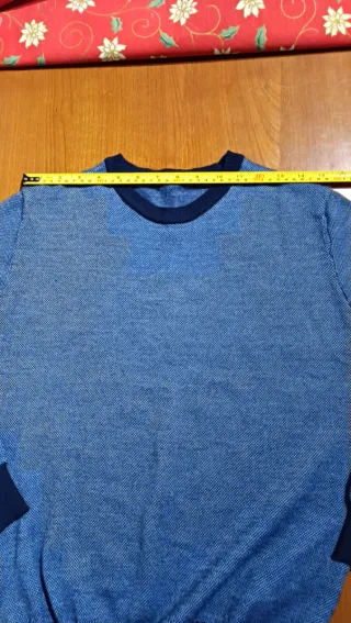 Maglione blu girocollo