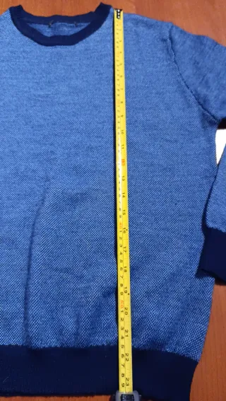 Maglione blu girocollo