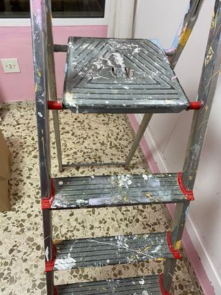 Escalera aluminio 5 peldaños