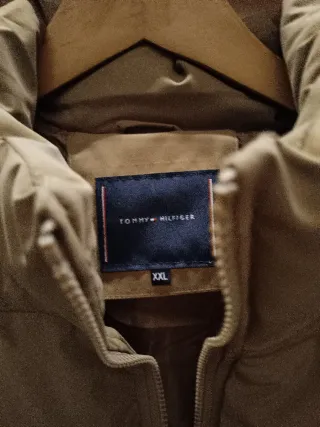 Cazadora Tommy Jeans Marrón