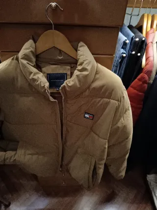 Cazadora Tommy Jeans Marrón