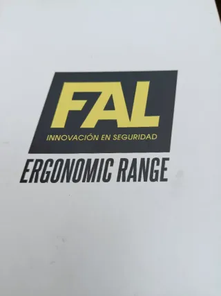 Zapatos de trabajo FAL blancos talla 40