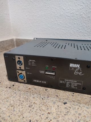 Dimmer ELAN 6 canales DMX