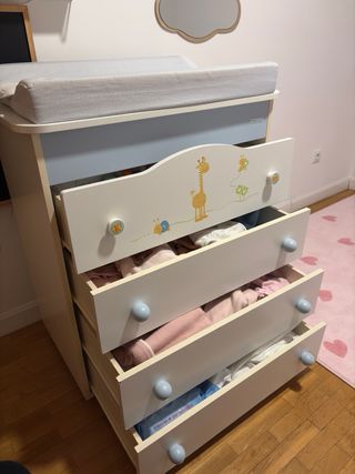 Cómoda bebé cambiador 4 cajones