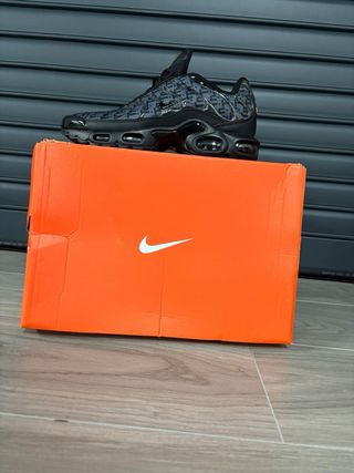 Zapatillas Nike TN Negras Edición Limitada