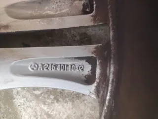 Llantas Mercedes 17 con Neumáticos