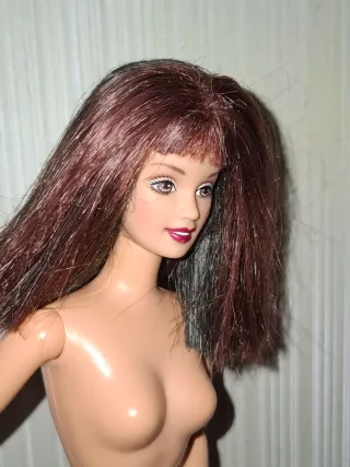 Barbie bambola nuda