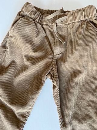 Pantaloni in velluto a coste marroni