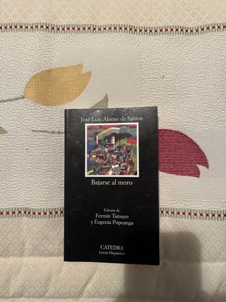 Bajarse al moro (Spanish Edition)