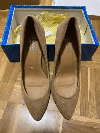 Zapatos de tacón MARYPAZ marrones